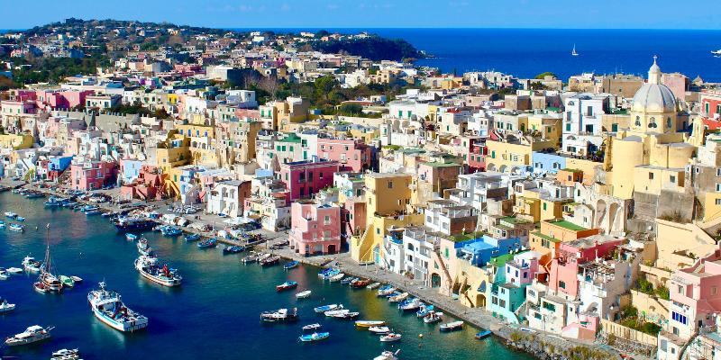 Neapolis 8 d (Neapolis, Pompėja, Kapris, Sorentas) skrydis iš Rygos