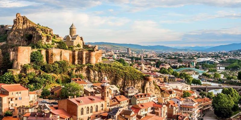 Pažintinė 9 d. kelionė į Gruziją (Sakartvelą), aplankant Tbilisį, Batumį ir Boržomį (skrydis iš Rygos su Airbaltic)