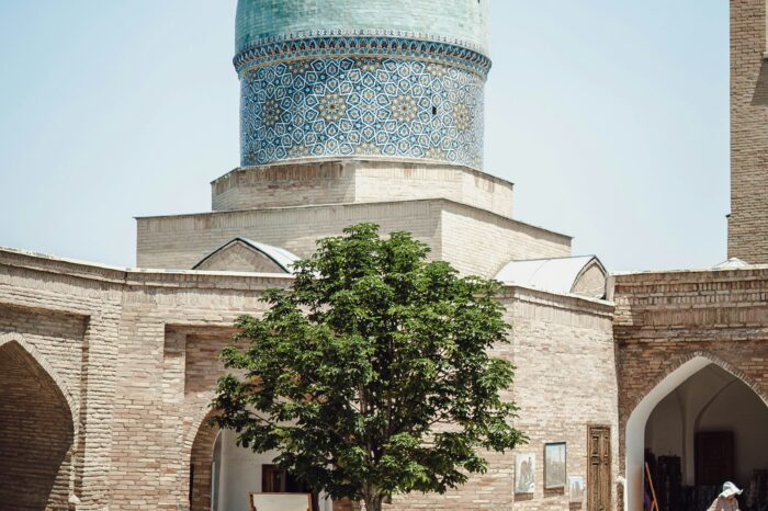 Rytietiškos Uzbekistano Pasakos (skrydis iš Rygos)